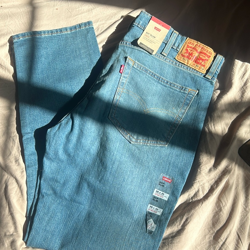 Levi 511 slim brand new